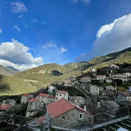 Casa de Férias Casa Arena Authentique Maison De Village Avec Piscine Au Coeur De L'alta Rocca - Zoza
