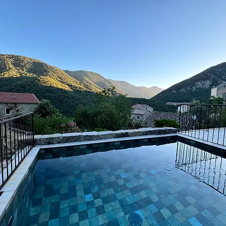 Casa de Férias Casa Arena Authentique Maison De Village Avec Piscine Au Coeur De L'alta Rocca - Zoza
