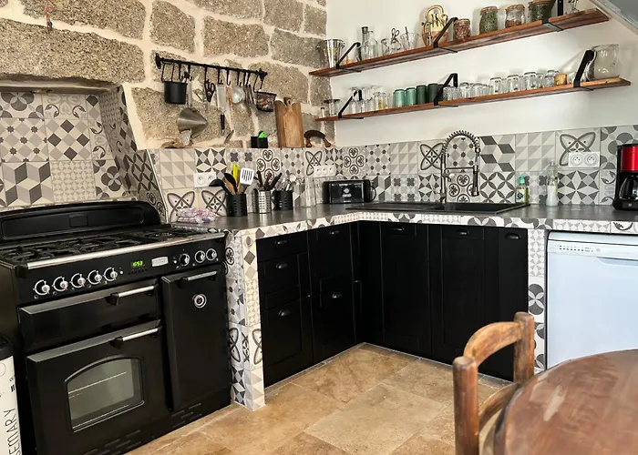 Casa Arena Authentique Maison De Village Avec Piscine Au Coeur De L'alta Rocca - בית נופש *