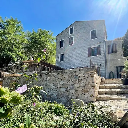 Holiday home Casa Arena Authentique Maison De Village Avec Piscine Au Coeur De L'alta Rocca -
