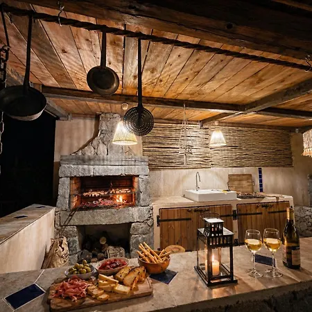 Casa Arena Authentique Maison De Village Avec Piscine Au Coeur De L'alta Rocca - * Zoza