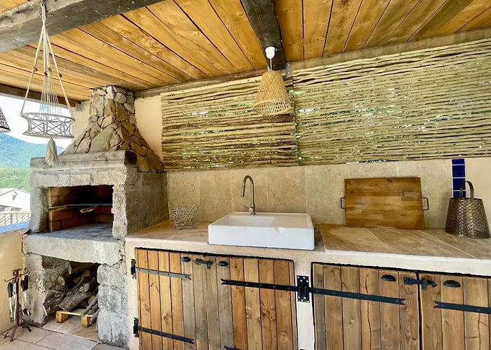 Casa Arena Authentique Maison De Village Avec Piscine Au Coeur De L'alta Rocca - Prázdninový dům *