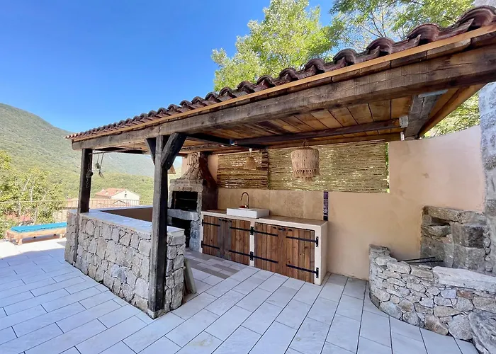 Casa Arena Authentique Maison De Village Avec Piscine Au Coeur De L'alta Rocca - *